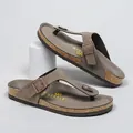 Bequeme Unisex braune Kork-Sandalen mit T-Riemen und verstellbarer Schnalle für den Sommer - 36 / Kaffeebraun