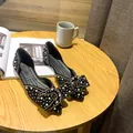 Elegantes manoletinas puntiagudas con lazo grande decorado con perlas y pedrería brillante - 35 / Con Flor / Negro