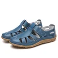 Blaue weiche Ledersandalen für Damen im Vintage-Stil mit bequemen Klettverschlüssen - 35 / Hellblau