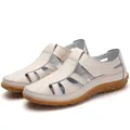Handgefertigte Vintage-Ledersandalen für Damen in Beige mit weicher Sohle und Klettverschluss - 38 / Beige