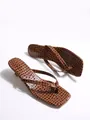 Sandalias de dedo marrón con efecto de cocodrilo, tacón de aguja y puntera cuadrada chic - 38 / Estampado de Serpiente Marrón (008-1)