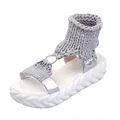 Vue détaillée de sandales compensées en tricot gris clair avec semelle tressée - 35 / Gris clair