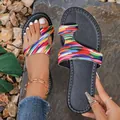 Stijlvolle platte sandalen met veelkleurige strepen en teenlus voor dames in de zomer - 36 / Regenboog Streep Stijl