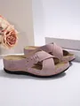 Eleganti sandali con zeppa malva con cinturini incrociati e borchie metalliche decorative - 36 / Rosa