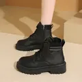 Elegantes botas Martin negras con plataforma y forro cálido para invierno - 35 / Negro