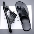 Zwarte heren sandalen van leer met geometrisch patroon voor strand en zomerse dagen - 38 / Zwart