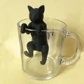 Simpatico infusore per tè in silicone a forma di gatto nero appeso a una tazza - Gatto Nero