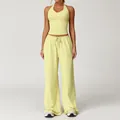 Ensemble de yoga deux pièces jaune pâle avec haut dos nu et pantalon large à cordon de serrage - Light jaune