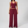 Ensemble de yoga bordeaux séchage rapide avec haut dos nu et pantalon de sport large pour femme - Cerise Rouge