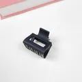 Matte black medium hair claw clip for elegant women half-up hairstyles with matte finish - Cube Style / Black