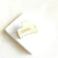 Elegant cream-colored matte hair claw clip for women's half-up hairstyles in medium size - New Square / White
