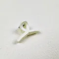 Elegant matte cream medium hair claw clip with a minimalist twisted design - Long Streamers / 4.50cm / White