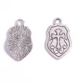 Vintage silver alloy shield pendant with cross engraving for DIY jewelry making - Cross Shield (A4-070) / 23x14mm / Antique Silver