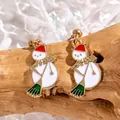Boucles d'oreilles bonhomme de neige de Noël avec chapeau rouge et balai sur support bois - Style Bonhomme de Neige