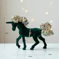Exquisito adorno de unicornio verde oscuro flocado con lentejuelas para Navidad - Unicornio flocado verde