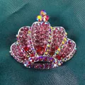 Élégante broche couronne en strass roses avec cristaux irisés pour la décoration de vêtements - Couronne