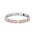 Vue macro détaillée d'un bracelet magnétique bicolore avec des cristaux roses - Bicolore Argent Or avec Strass Rose
