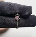 Elegante orecchino a perno a cuore rosa con catena a croce pendente in finitura argento - Amore di Chiaro di Luna-Pezzo Singolo (Y171)
