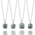 Imagen SKU de cuatro collares con colgantes de piedra natural veteada sobre cadenas plateadas - Labradorita Blanca