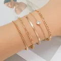 Minimalistisches mehrlagiges goldenes Armband-Set mit Zirkon- und Büroklammer-Design - 5-teiliges Goldenes Einfaches Europäisches Armband-Set (5766801HB) / 5 Stück / Gold