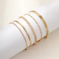 Elegantes 5-teiliges minimalistisches Goldketten-Set mit Schlangen-, Twist- und Chevron-Design. - 5-teiliges Europäisches Minimalistisches Armband-Set Gold (5776001HB) / 5 Stück / Gold