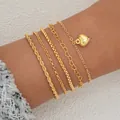Elegantes 5-teiliges goldenes Armband-Set mit Herzanhängern und stilvollen Kordelketten - 5-teiliges Goldenes Herz-Kombinations-Armband-Set (6154701HB) / 5 Stück / Gold