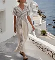 Elegante vestido largo crema con rayas negras y cuello en V para mujer de verano - S / Vestidos / Rayas Negras