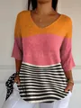 Stijlvol dames T-shirt met V-hals, kleurblokken en gestreepte half-lange mouwen. - XS / Tops / Driekleurig Gestreept Patchwork (Patroon 13)