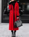 Elegante abrigo largo de lana roja para mujer con diseño clásico de doble botonadura - S / Parte Superior (Y3) / Rojo