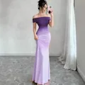 Elegante vestido largo ajustado con hombros descubiertos en degradado lila para mujer - S / Vestidos / Púrpura