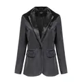 Vista dettagliata di un blazer in velluto nero da donna con revers e bottone singolo - Taglia S / Top / Nero Chiaro