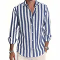 Gedetailleerd overzicht van heren casual overhemd met blauwe en witte verticale strepen. - S / Tops / Blauw