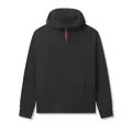 Nahaufnahme des schwarzen Herren-Hoodies mit halbem Reißverschluss und orangem Detail. - S / Oberteile / Schwarz