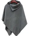 Mantella poncho grigia con cappuccio da donna con orlo asimmetrico e taglio ampio - 2XL / Top / Grigio