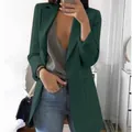 Elegante blazer slim fit verde scuro da donna con revers classici - Verde Scuro