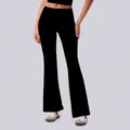 Hautfreundliches schwarzes Yoga-Set mit Schlaghose und passendem minimalistischem Top - S / Unterteile / Schwarz