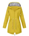 Gelbe wasserdichte Outdoor-Jacke mit Kapuze, Streifenfutter und verstellbarem Kordelzug - S / Oberteile / Gelb