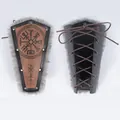 Wikinger Mittelalter Armschienen mit Kunstfell und Vegvisir-Symbol für Halloween - Wikinger-Kompass Kunstfell-Stil (25) / Nur Armschutz (1 Stück) / Braun