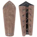 Vintage-Armschützer aus braunem Kunstleder mit Nieten für mittelalterliche Kostüme - Retro Schnürnieten-Stil (27) / Nur Armschutz (1 Stück) / Braun