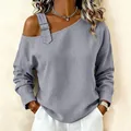 Elegante blusa gris de algodón y lino con hombros descubiertos y hebilla de metal - Gris