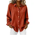 Dettaglio della trama a coste verticali di questa camicia casual in velluto a coste. - rosso mattone