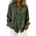 Dettaglio di una camicia da donna in velluto a coste verde oliva con bottoni e stile casual - Verde militare