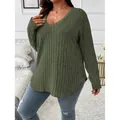 Haut à manches longues grande taille vert olive avec col en V et une texture côtelée - 1XL / Hauts / Vert Militaire