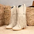 Bottes de cowboy western crème avec franges et rivets, bout pointu et talon épais style chic - 36 / Blanc Cassé