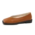 Retro style brown square toe V-cut flat shoes for women with soft comfortable low heel - 35 / Brown
