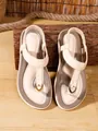 Sandalias planas beige de estilo bohemio con costuras decorativas y hebilla metálica - 35 / Blanco Roto