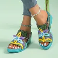 Stilvolle ethnische Keilsandaletten für Damen mit bunten Blumen für Sommerkomfort - 36 / Bohemian Ethno Keilabsatz Pantoletten (CX-L212) / Grün