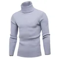 Elegante maglione da uomo lavorato a maglia a coste grigio chiaro a dolcevita - Grigio chiaro