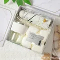 Coffret cadeau pratique avec tasse en verre, serviette en polaire corail et un parapluie. - Gobelet en verre + Serviette polaire corail + Parapluie solaire / Boîte cadeau / Blanc