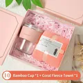 Coffret cadeau avec tasse en verre et serviette en polaire corail orange - Gobelet en Verre Et Serviette Polaire Corail / Boîte cadeau / Rose